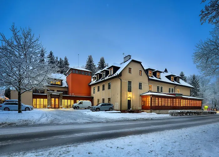 Hotell Wellness Golf Morris 4*