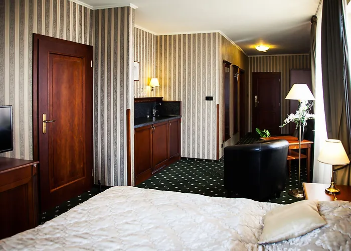 Hotell Wellness Golf Morris 4*