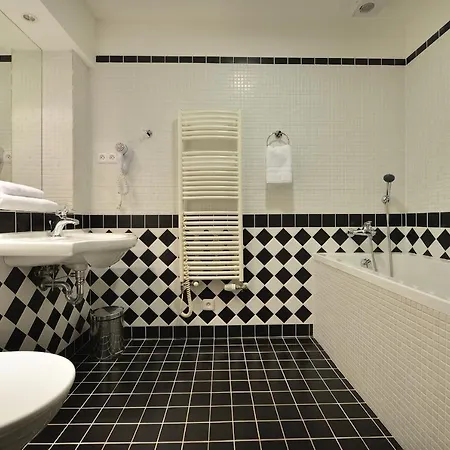 Отель Hotel Morris Relax & Wellness Марианске-Лазне